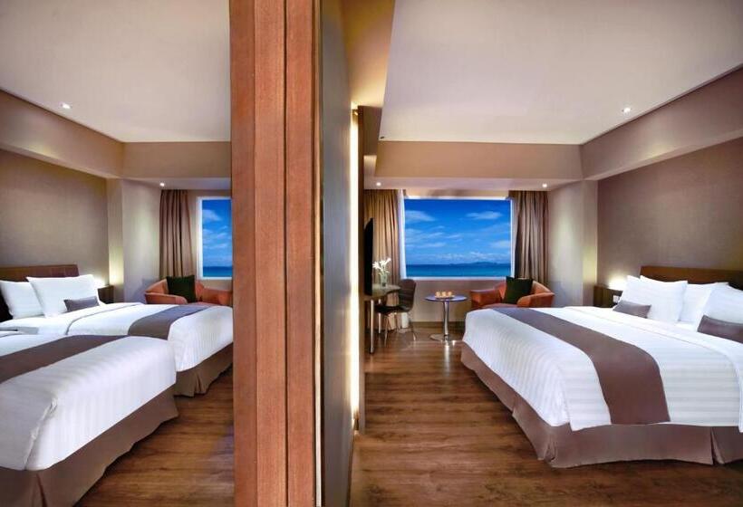 Deluxe Room, Aston Kupang  And Convention Center