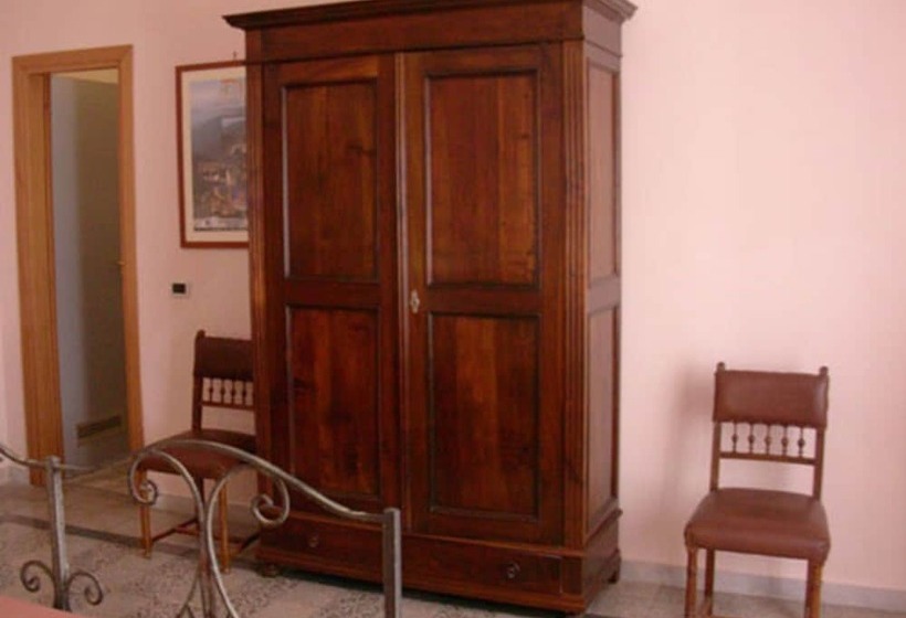 اتاق استاندارد یک نفره, Albergo Bellavista