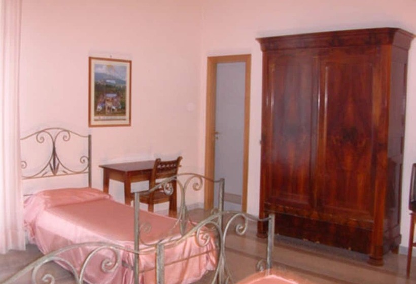 اتاق استاندارد یک نفره, Albergo Bellavista