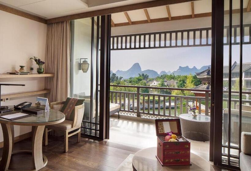 سوئیت با تخت بزرگ, Banyan Tree Yangshuo