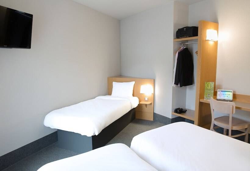 اتاق استاندارد سه نفره, B&b Hotel Marseille Euromed