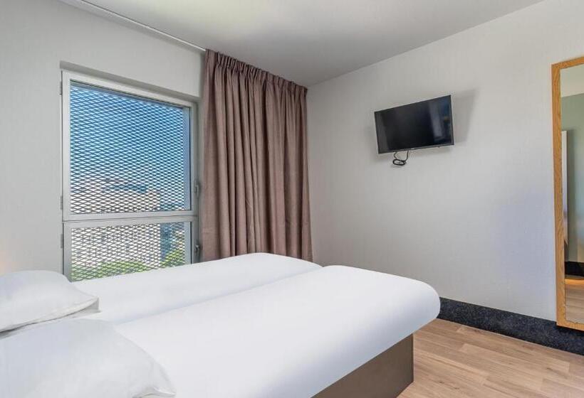 اتاق استاندارد سه نفره, B&b Hotel Marseille Euromed