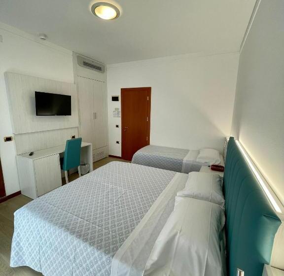 Standard Triple Room, Corallo