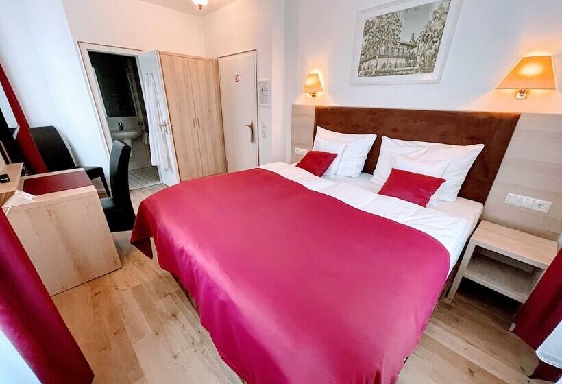 اتاق استاندارد, Das Hotel Krone