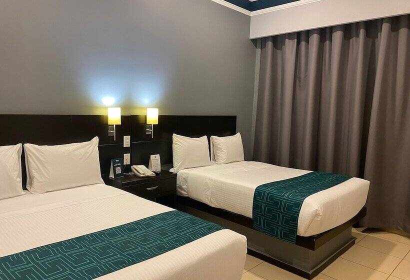 اتاق لوکس, Inhouse León