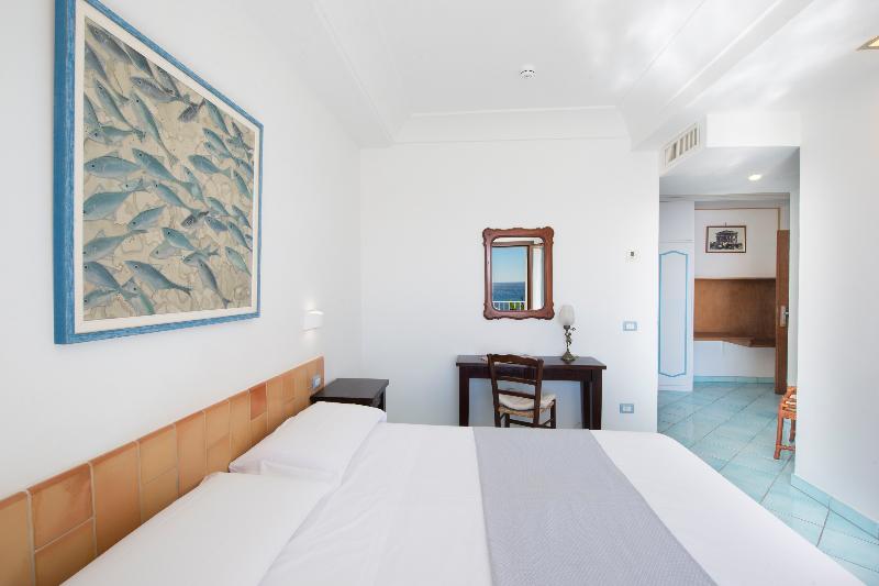 اتاق سوپریور با چشم‌انداز دریا, Maresca Hotel Praiano