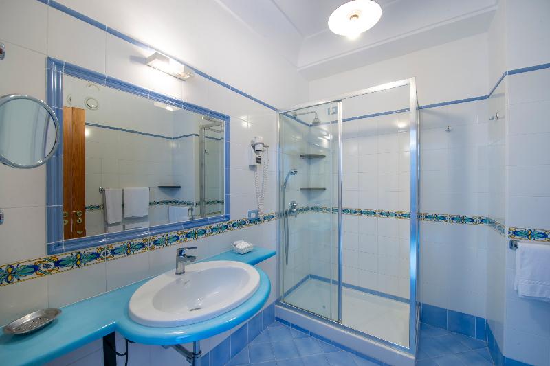 اتاق سوپریور با چشم‌انداز دریا, Maresca Hotel Praiano
