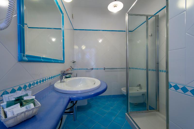 اتاق لوکس با چشم‌انداز دریا, Maresca Hotel Praiano