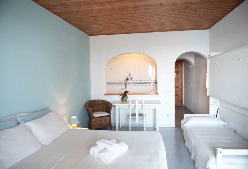 Standard Triple Room, Paradise Relais Villa Janto