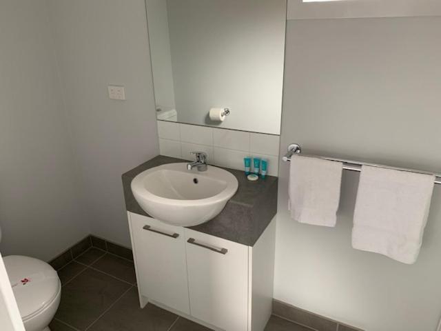 ویلای 2 خوابه, Portland Holiday Village