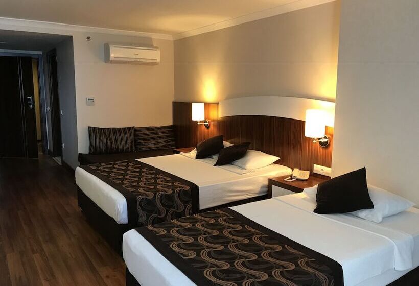 اتاق استاندارد, Throne Beach Resort & Spa