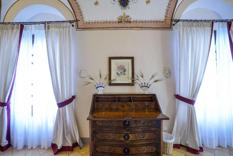 سوئیت با تخت بزرگ, Villa Cimbrone