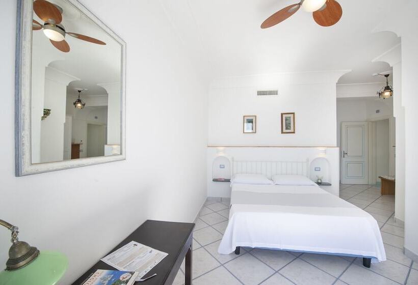 اتاق استاندارد با چشم‌انداز دریا, Maresca Hotel Praiano