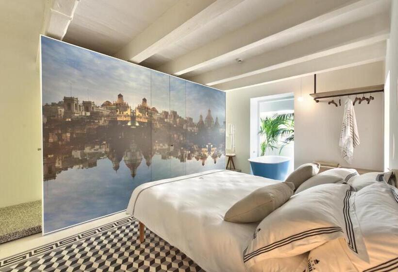 سوییت جونیور, Casa Ellul   Small Luxury Hotels Of The World