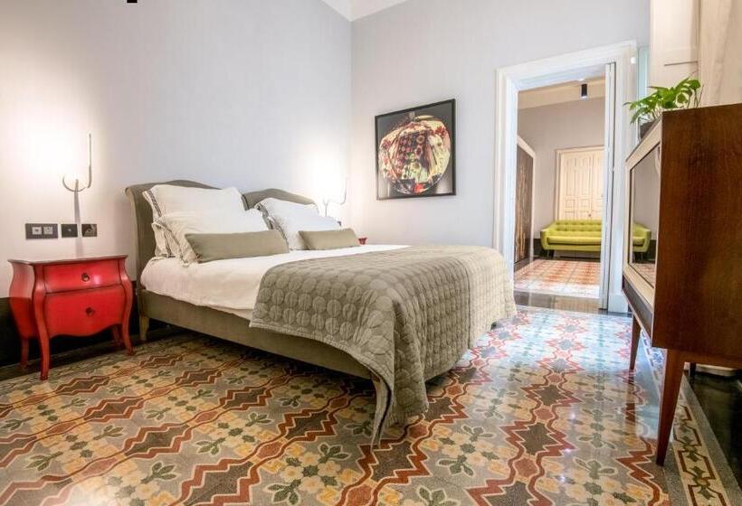 سوییت لوکس, Casa Ellul   Small Luxury Hotels Of The World