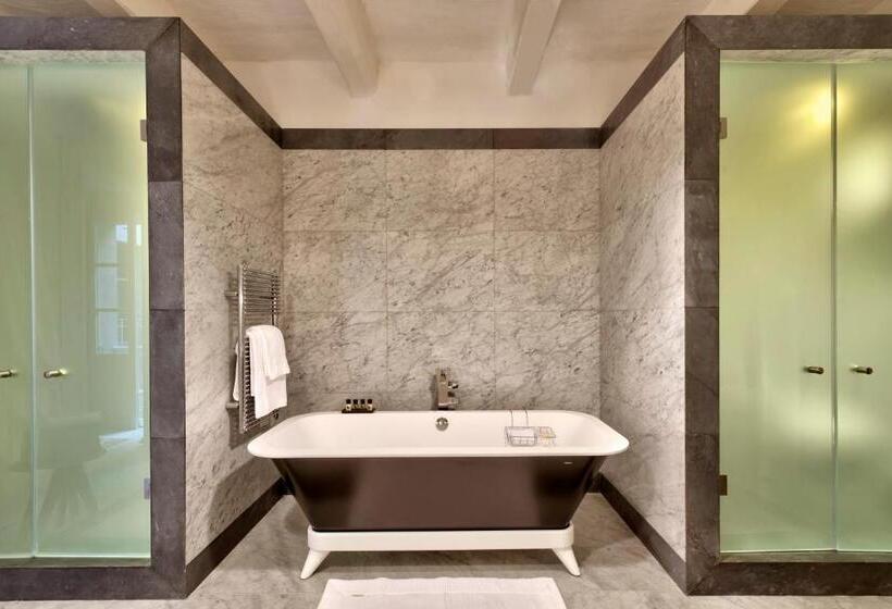 سوییت لوکس, Casa Ellul   Small Luxury Hotels Of The World