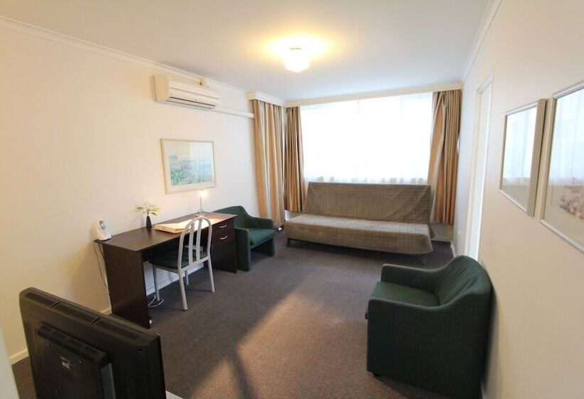 1 Bedroom Apartment, Drummond Apartments Services