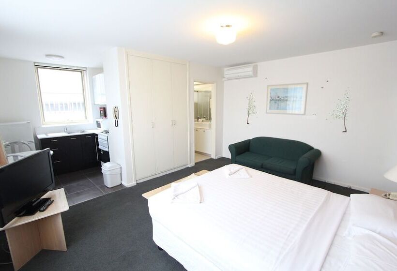 1 Bedroom Apartment, Drummond Apartments Services