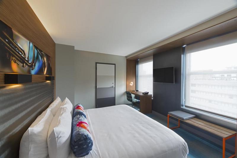 اتاق استاندارد با تخت بزرگ, Aloft New Orleans Downtown