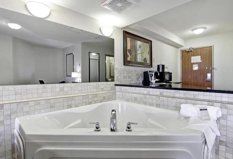 اتاق کلاس بیزنس, Coast Weyburn