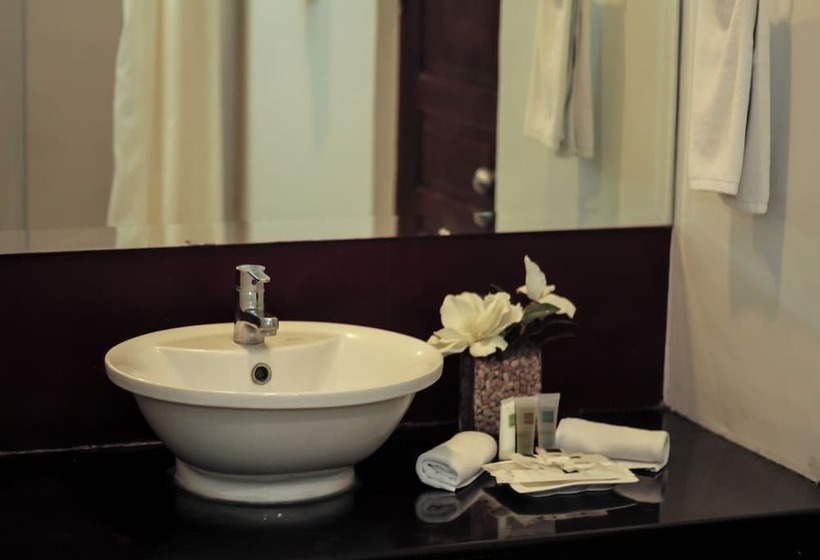 سوییت اجرایی, Casablanca Suites Near Airport