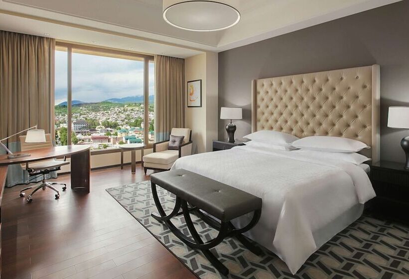 سوییت, Hilton Dushanbe