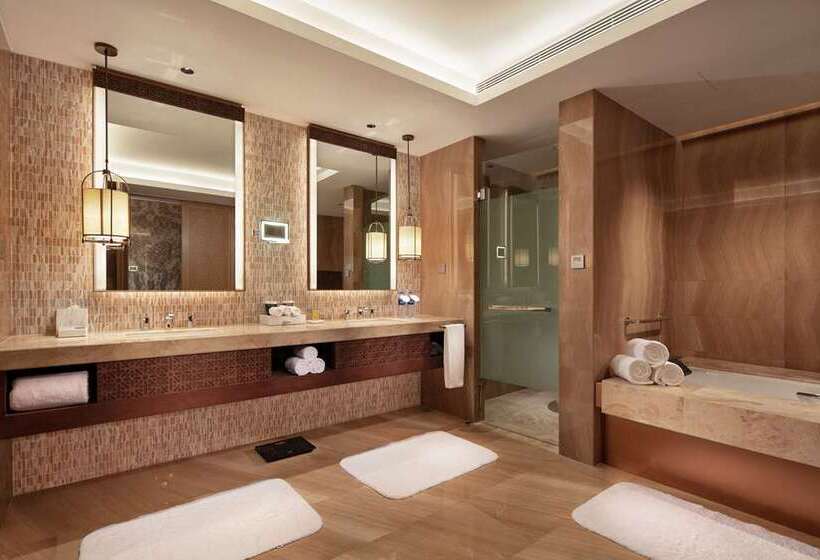 سوئیت پرزیدنت, Hilton Dushanbe