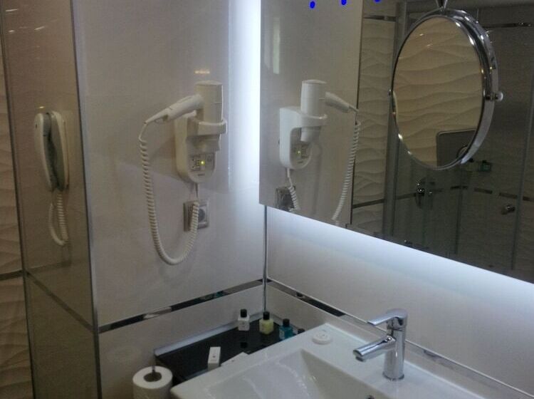 اتاق سوپریور, Ramada Usak