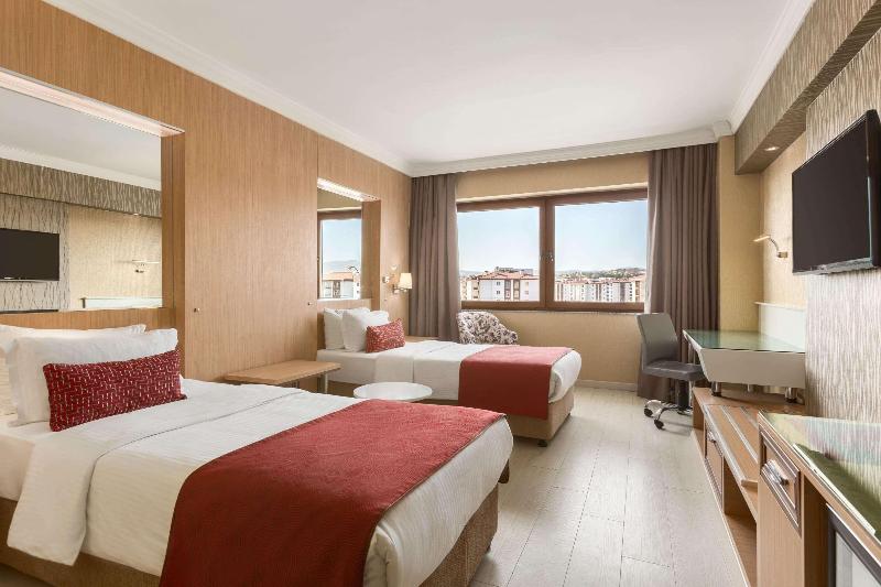 اتاق سوپریور, Ramada Usak