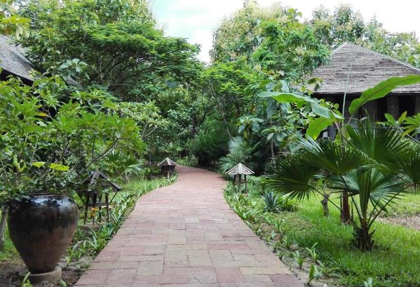 ویلای 1 خوابه با چشم‌انداز باغ, Villa Inle Boutique Resort