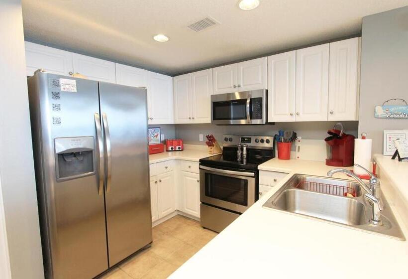 2 Bedrooms Suite Sea View, Majestic Beach Resort The Official Onsite Rental Company, Panama City Beach, Fl