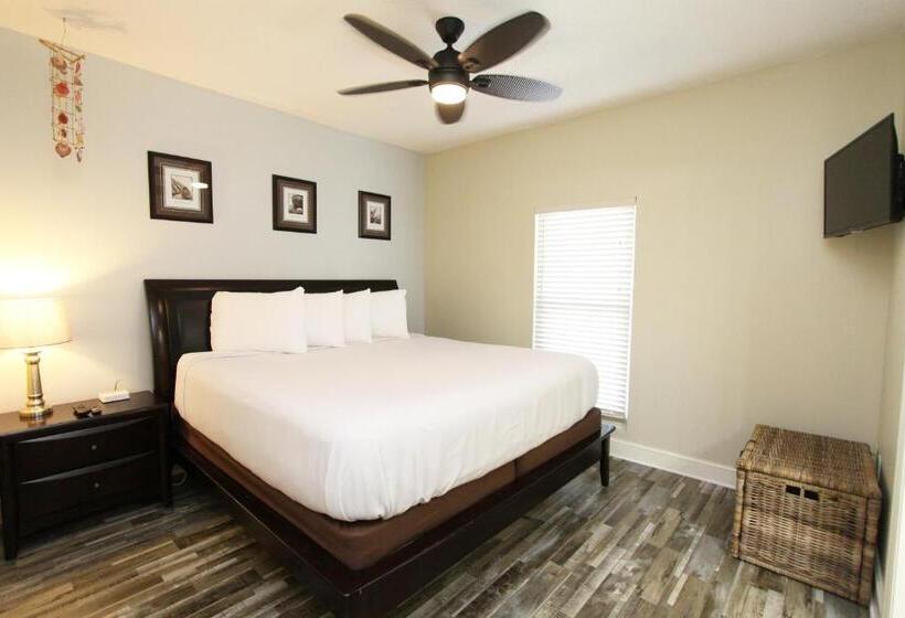 패밀리 룸, Majestic Beach Resort The Official Onsite Rental Company, Panama City Beach, Fl