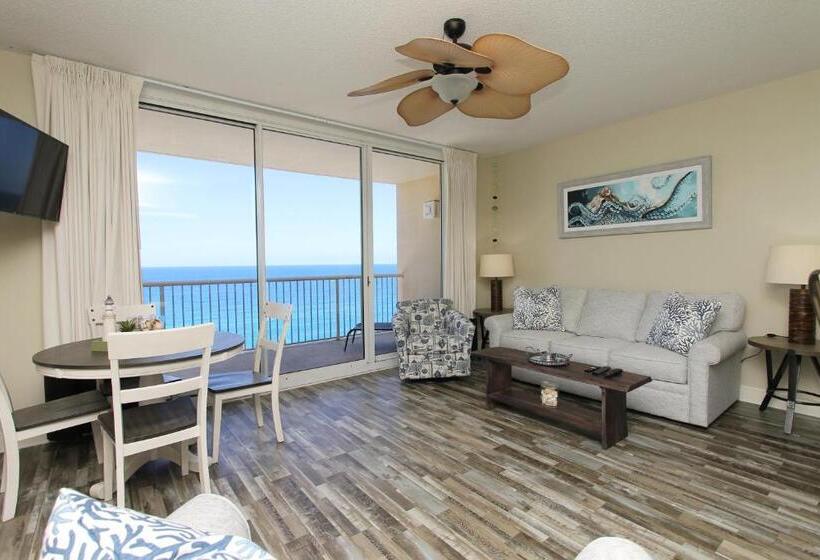 패밀리 룸, Majestic Beach Resort The Official Onsite Rental Company, Panama City Beach, Fl