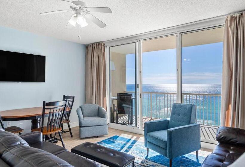디럭스 룸, Majestic Beach Resort The Official Onsite Rental Company, Panama City Beach, Fl