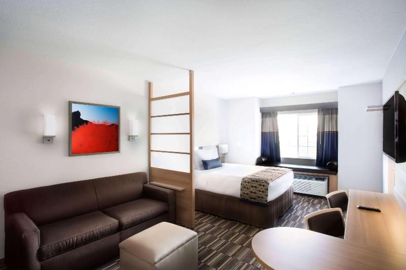 اتاق استاندارد با تخت دو نفره بزرگ, Microtel Inn & Suites By Wyndham Naples Vernal