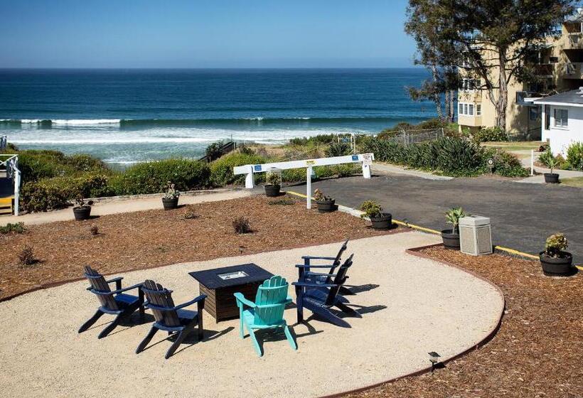 اتاق استاندارد با تخت بزرگ, Tides Oceanview Inn And Cottages