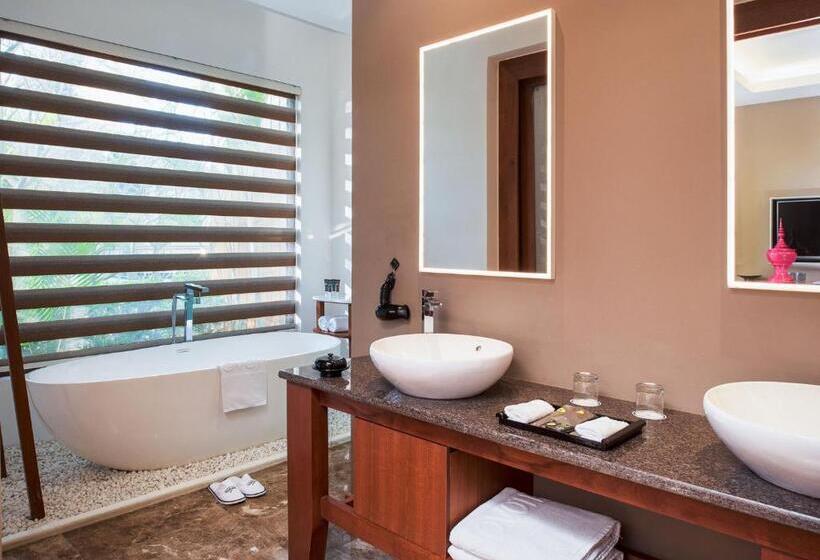 سوییت لوکس, Novotel Inle Lake Myat Min