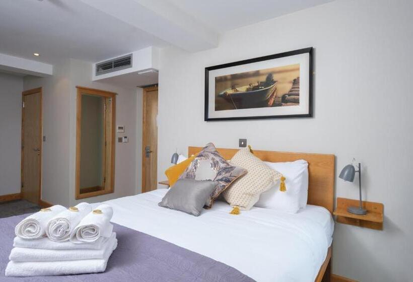 Quarto Triplo Superior, The Eyre Square Townhouse