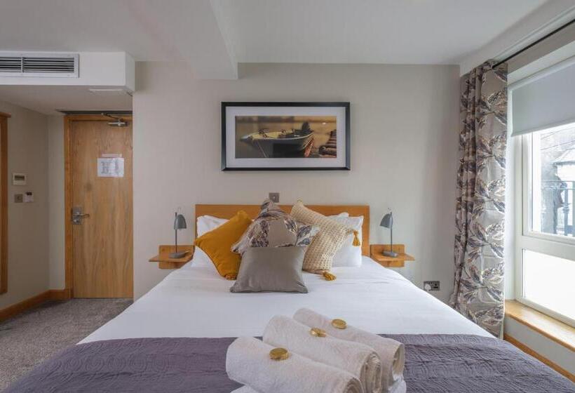 Quarto Triplo Superior, The Eyre Square Townhouse