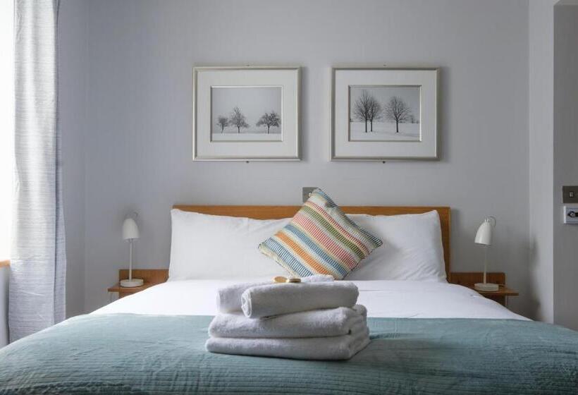 اتاق سوپریور چهار تخته, The Eyre Square Townhouse