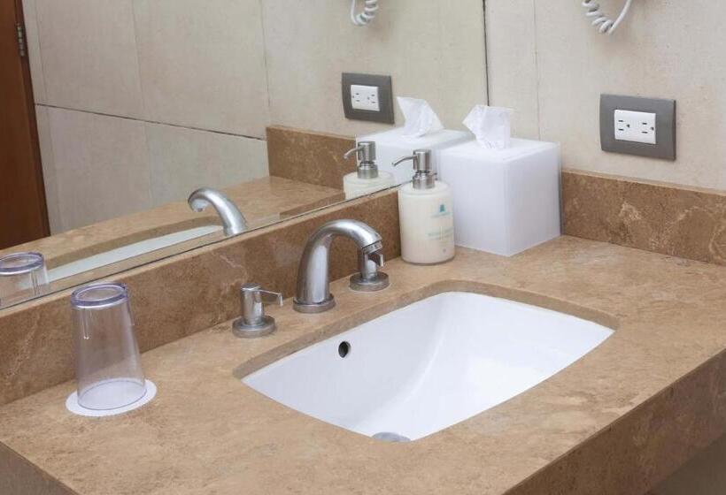 اتاق استاندارد با چشم‌انداز استخر, Casa Andina Select Zorritos Tumbes