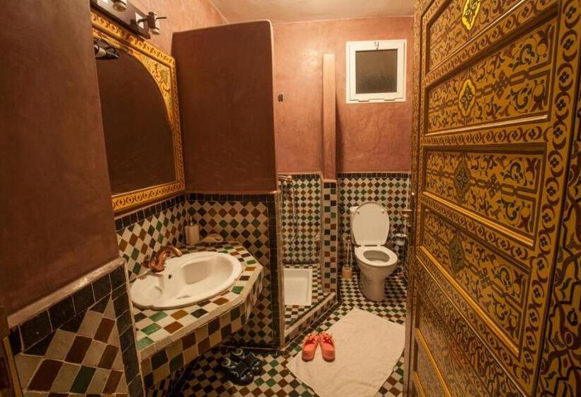سوییت جونیور, Riad Alhambra