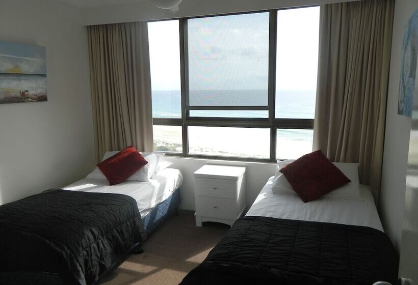 آپارتمان 4 خوابه, Royal Palm Resort On The Beach