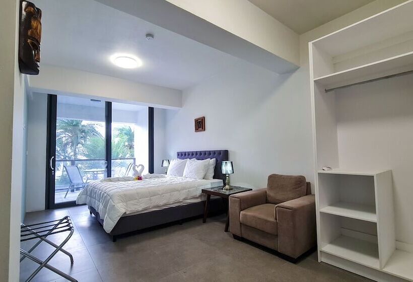 2 Bedroom Premium Apartment Sea View, Seafront Apartments Coral Coast