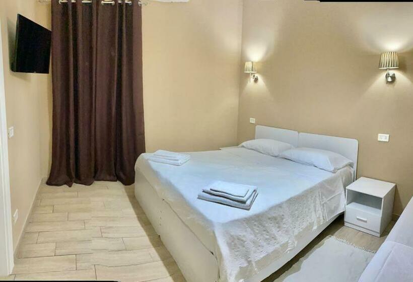 اتاق استاندارد, Kitezone Beach Gizzeria