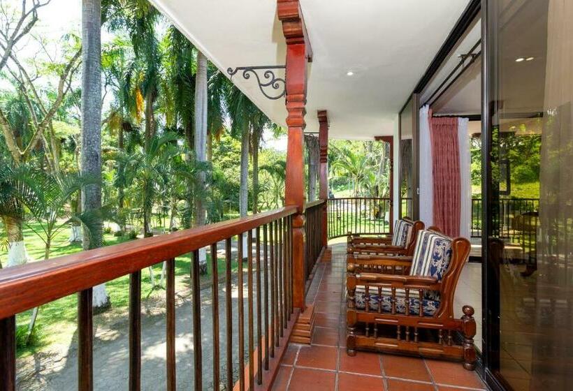 سوییت, Casa Campestre El Danubio