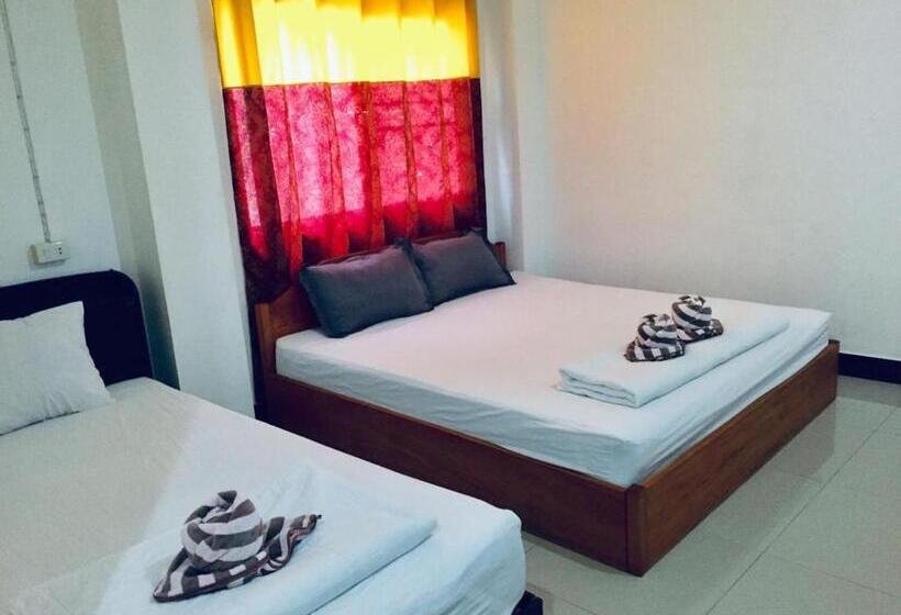 اتاق خانوادگی, Hom Pho Guesthouse