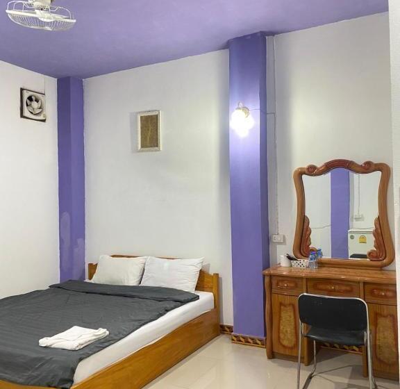 اتاق لوکس یک تخته, Hom Pho Guesthouse