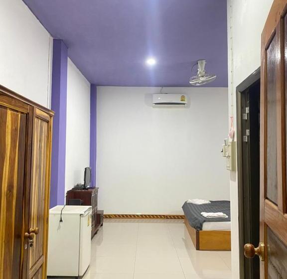 اتاق لوکس یک تخته, Hom Pho Guesthouse