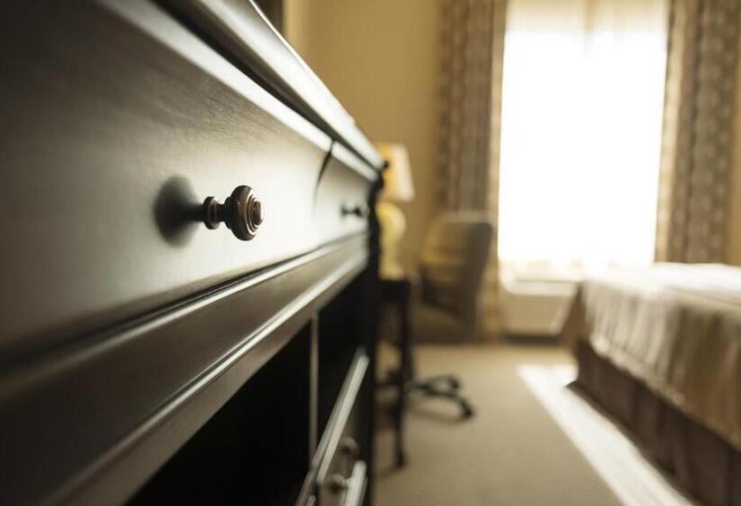 سوئیت برای معلولان, Ayres Hotel Orange